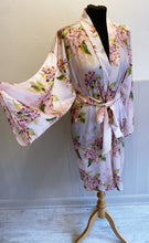 Load image into Gallery viewer, Luxurious Kimono Bridal Robe

